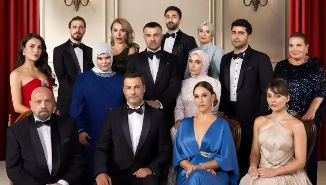 Kızılcık Şerbeti Yeni Sezon Başlangıç Tarihi Heyecanla Bekleniyor