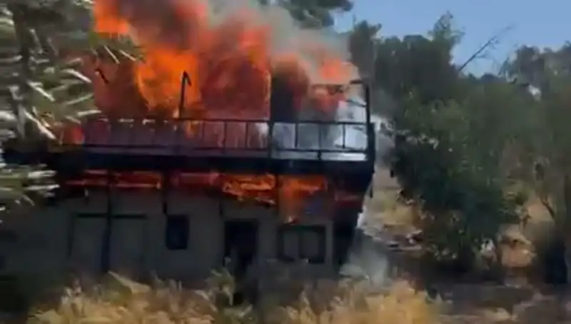 Bodrum'da Eşsiz Güzellikte Yangın: Ekipler Alarma Geçti