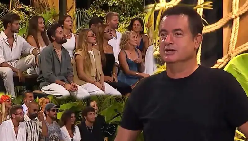 Survivor'da Birleşme Partisi Coşkusu: Şarkı Yarışmasında Kimler Öne Çıktı?
