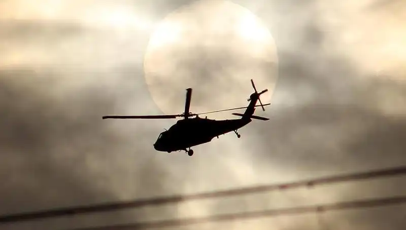 ABD’nin Gökyüzünde Korkunç Kaza: Ambulans Helikopter Düştü, 3 Kişi Hayatını Kaybetti