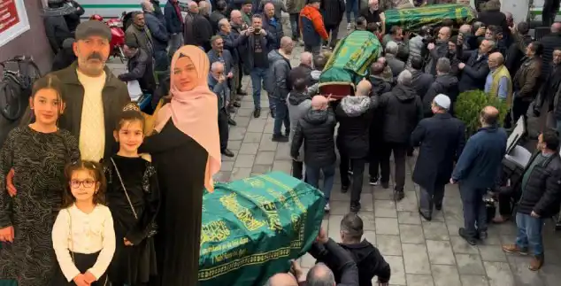 Rize'de Kardeşlere Duygusal Veda: Strasbourg'daki Tragedinin Ardından