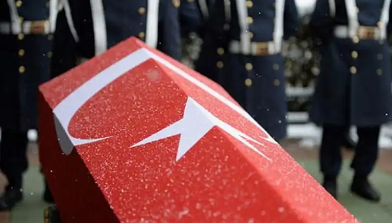 Pençe Kilit Operasyonu'nda Yaralanan Asker Şehit Oldu: Millet Yas İçinde