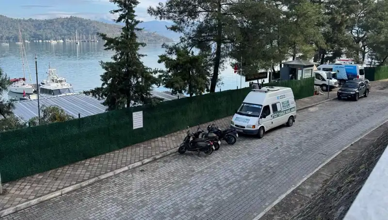 Fethiye Açıklarında Düzensiz Göçmen Botu Kaza Yaptı: 12 Kişi Kurtarıldı