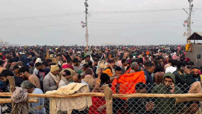 Hindistan'da Dini Festivalde Çıkan İzdihamda Can Kaybı 6'ya Yükseldi