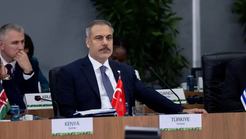 Bakan Fidan, BRICS Zirvesi’nde Yapay Zeka İçin Önemli Uyarılarda Bulundu