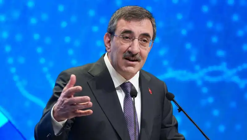 Cevdet Yılmaz: CHP Kurultayı İçin İki Alternatif Var, Gelecek Halka Sorulmalı