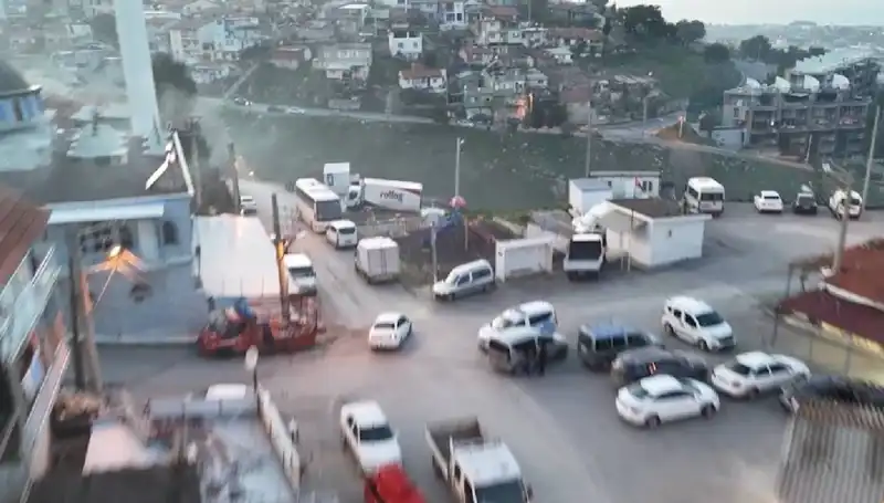İzmir'de 99 Operasyon Gerçekleştirildi: 133 Kişi Gözaltında!