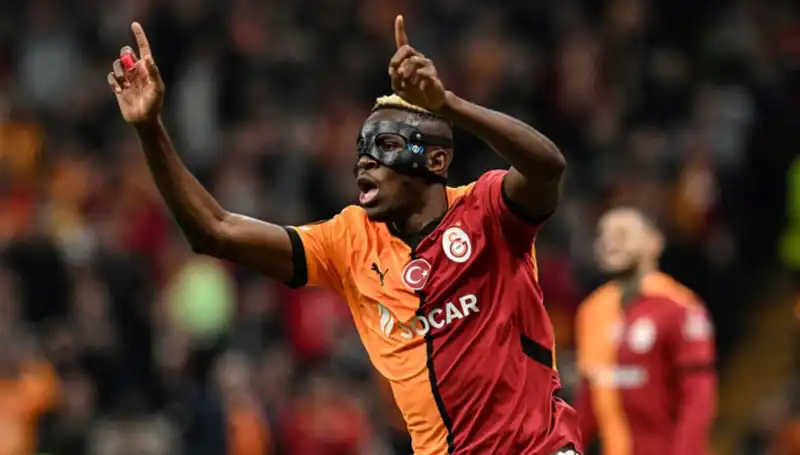 Osimhen, Al-Hilal Teklifini Reddetti: Yeni Takımıyla Geleceğe Merhaba Dedi!