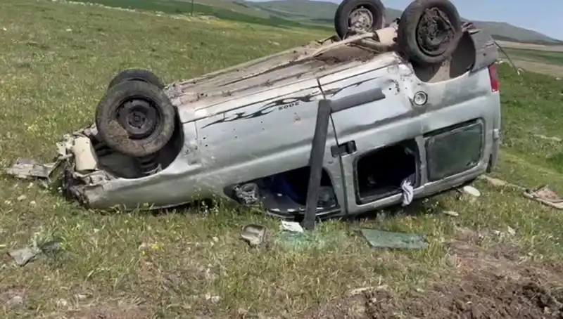 Konya'da Takla Atan Otomobilde Üzücü Kaza: İki Yaralı