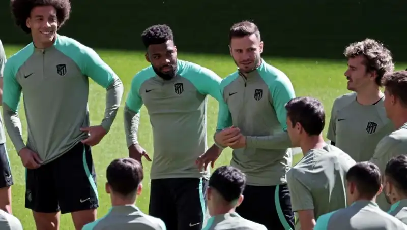 Türkiye'de Yeni Bir Sayfa: Chelsea, Sevilla ve Atletico Madrid'in Yıldızı Geliyor!