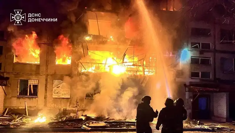 Rusya'nın İskender Füzeleriyle Ukrayna'daki Bombardıman: Çocuklar Hayatını Kaybetti