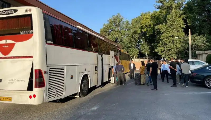 Şiraz’da Otobüs Devrildi: 21 Can Kaybı ve 10 Yaralı!