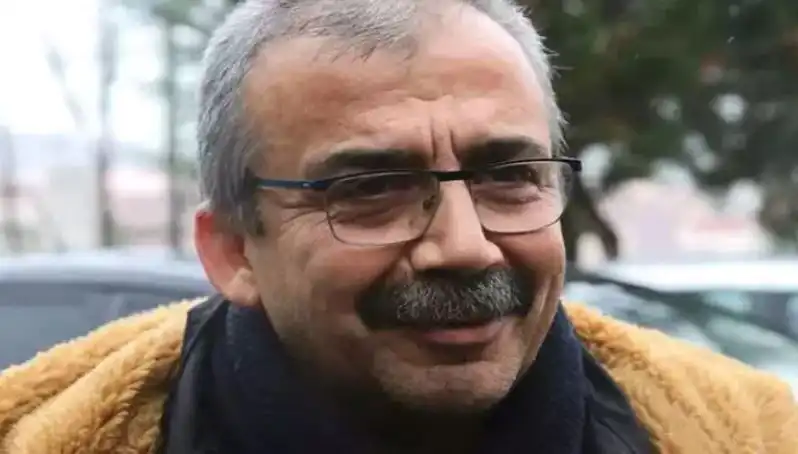 Sırrı Süreyya Önder Kimdir? Sağlık Durumu ve Hayatı Hakkında Bilgiler