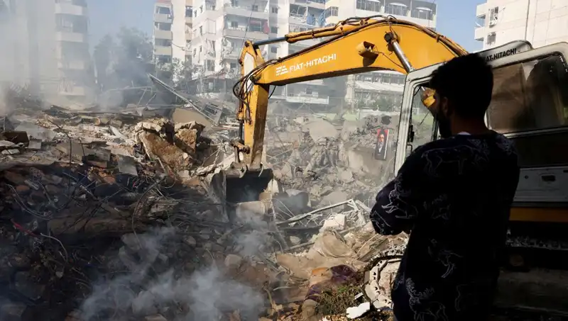 İsrail’in Lübnan Sınırındaki Bombardımanı: İki Yaralı