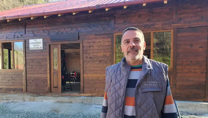 Muhtar, Köy İhtiyaçları İçin Hayvanlarını Satarak Sosyal Tesis İnşa Etti