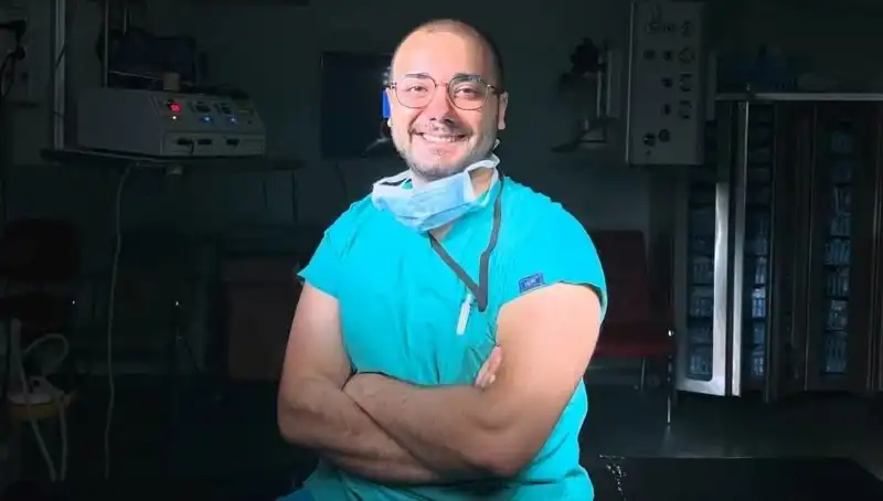 Niğde Hastanesinde Bıçaklı Saldırı! Doktor Hayat Mücadelesi Veriyor