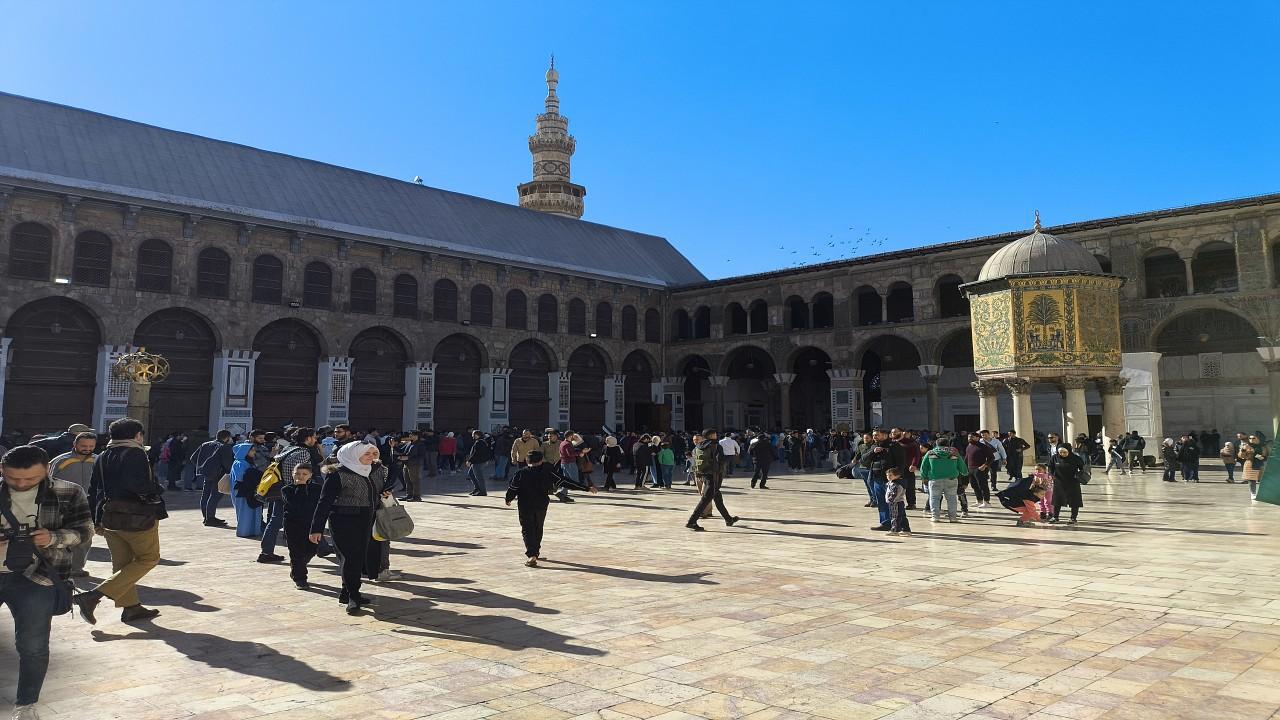 Emevi Camii İmamı, Erdoğan'ın Yardım Elini Takdirle Karşıladı
