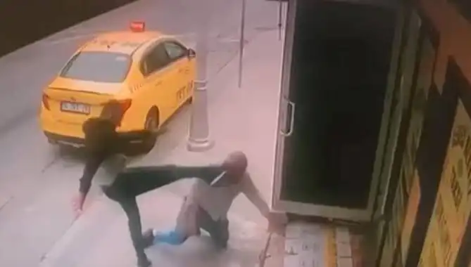 Oğlunun Alacaklısı Tarafından Bacağı Kırılan Adamın Kan Donduran Hikayesi