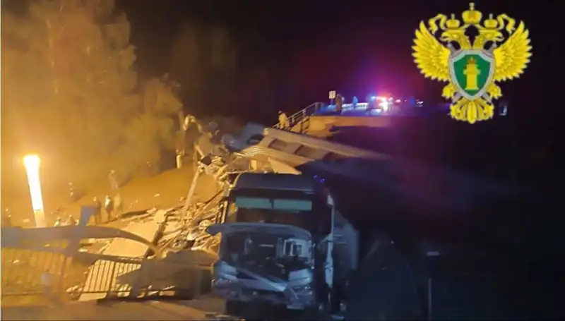 Rusya'da Çökme: Köprüler ve Raylar Felakete Neden Oldu