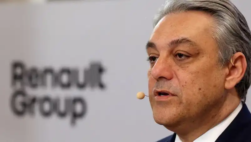 Renault'da Şok İstifa: Üst Düzey İsim Görevini Bıraktı