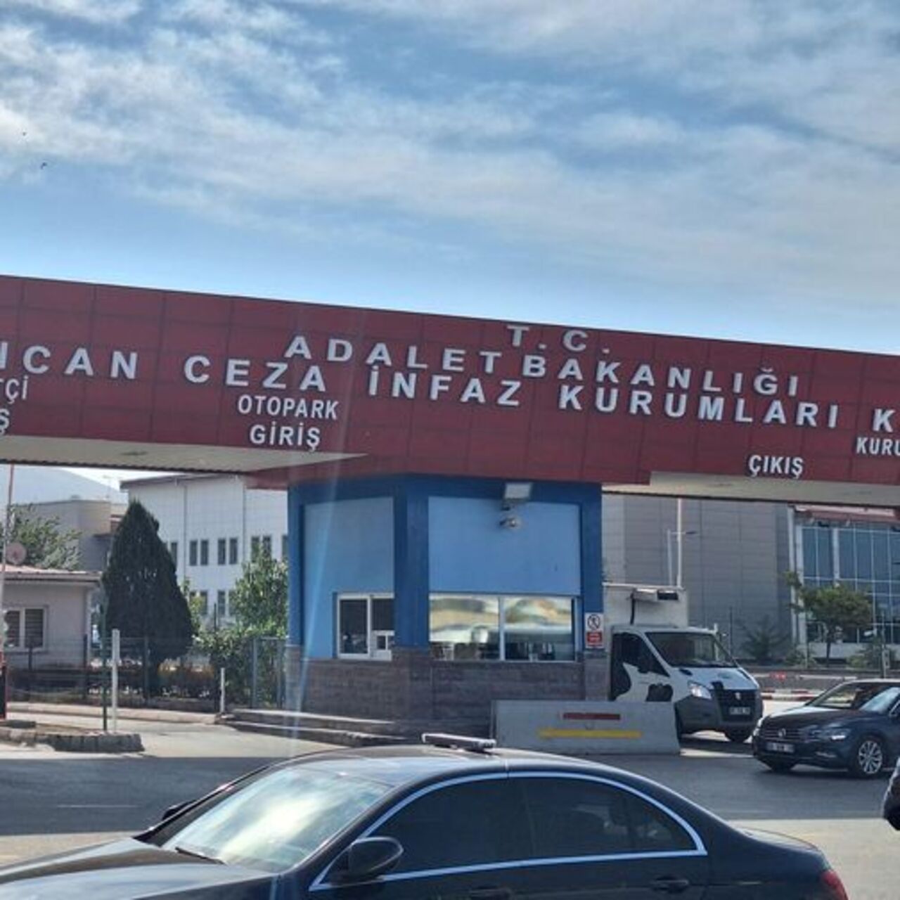 Gazetecilere Tehdit Davası: Yeni Gelişmeler Dosyada Yer Aldı