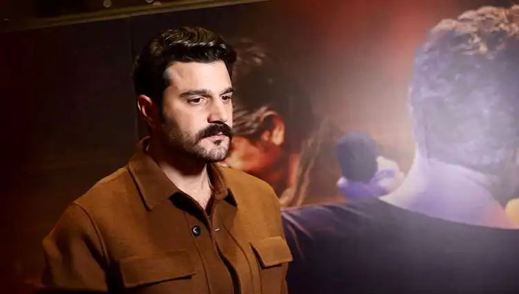 Murat Göğebakan: Kalbim Yaralı Filminin Oyuncu Kadrosu ve Detayları