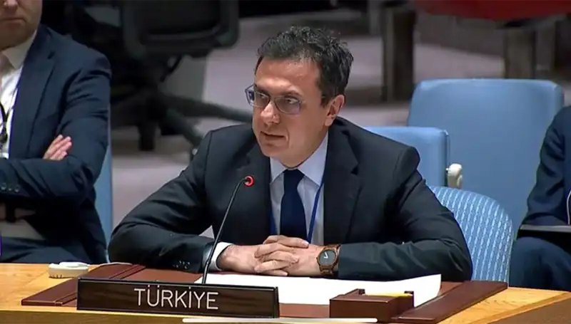 İsrail'in Suriye Hava Saldırılarına Son Vermesi İçin Acil Çözüm Önerileri