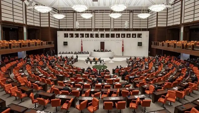 Türkiye Büyük Millet Meclisi’nde Gıda Zehirlenmesi İddialarına İdare Amiri’nden Açıklama