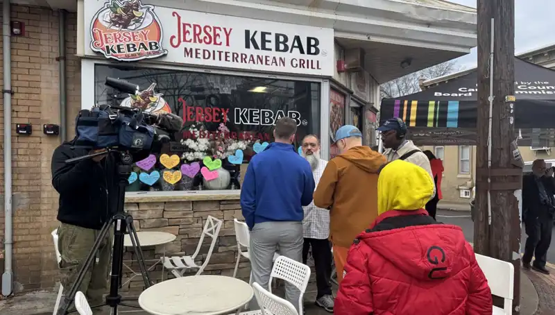 Türk Aile Amerika’da Trumpzede Oldu: Yeşil Kart Gözaltısı Şoku