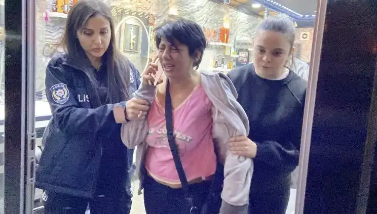 Polise "Köpek" Diyerek İten Kadına Adli İşlem Başlatıldı