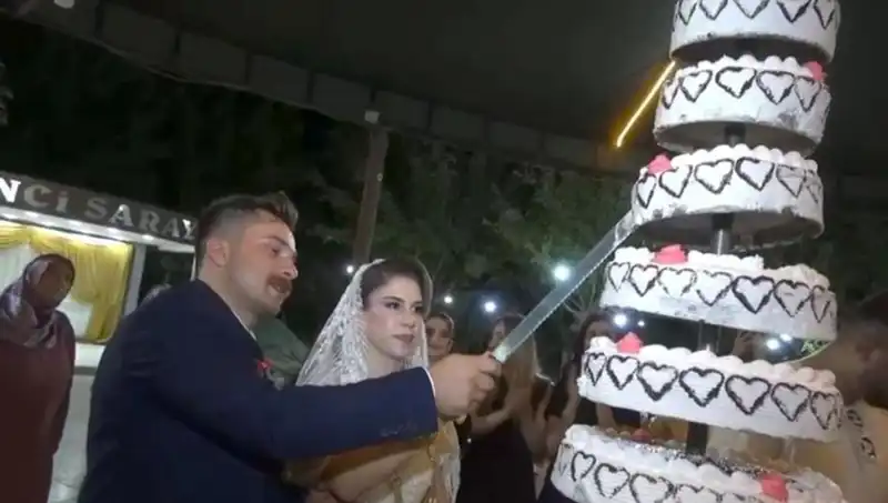 Düğün Günü Kabusa Dönüşen Olay: Gelin Hastaneye Koştu!