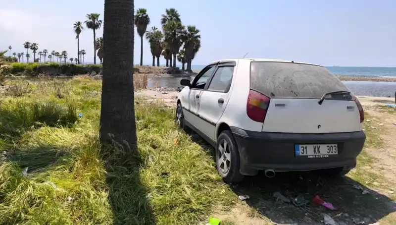 Arabasında Başından Vurulmuş Halde Bulunan Kişinin Gizemi Gündemde