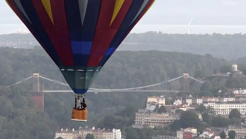 Hollanda'da Sıcak Hava Balonu Faciası: Düşen Balonun Ardındaki Gerçekler