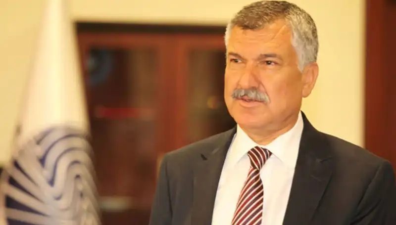 Adana’nın Dinamik Belediye Başkanı Zeydan Karalar: Kimdir, Hangi Partiden?