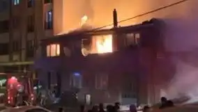 Gaziosmanpaşa'da Şok Eden Yangın: İki Bina Kül Oldu!