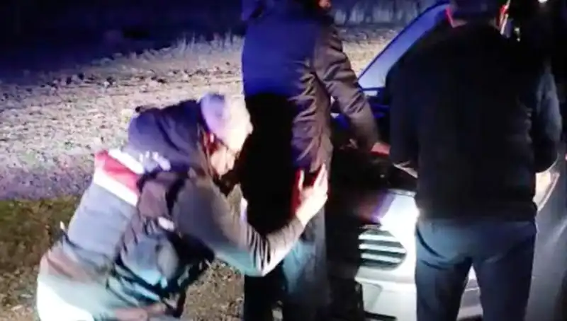Çocukların Kavgası Aileleri Sokağa Döktü: 1 Ölü, 3 Yaralı