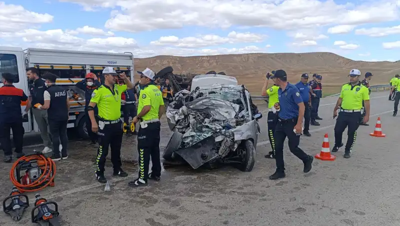 Yozgat'ta Trafik Kazası: 3 Can Kaybı, 2 Yaralı