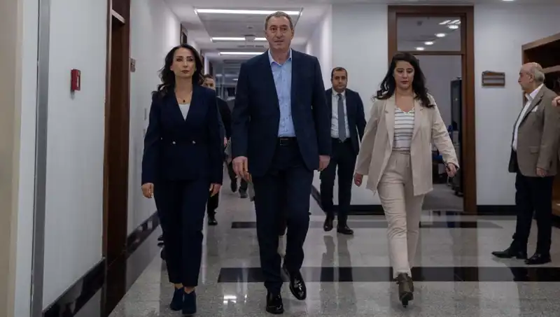 DEM Parti Heyeti Siyasi Parti Turu: İki Kritik Görüşme Yolda!