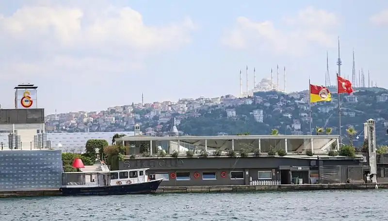 15 Yıl Sonra Sonuçlanan Dava: Abdülhamid’in Mirasçıları Galatasaray Adası'nı İstiyor
