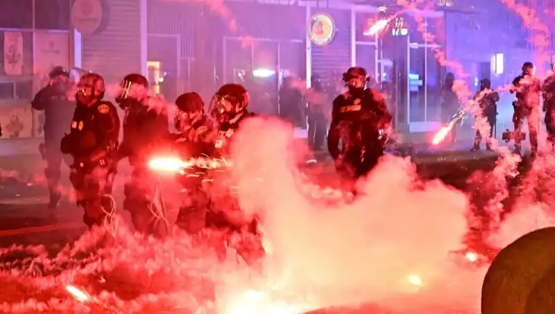 Los Angeles'taki Protestolar Büyüyor: ABD'nin Dört Bir Yanına Sıçradı